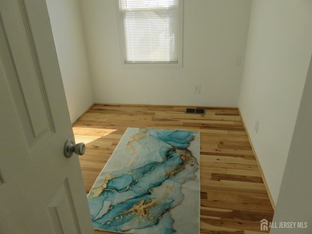652 Cornell Street, Perth Amboy, NJ 08861