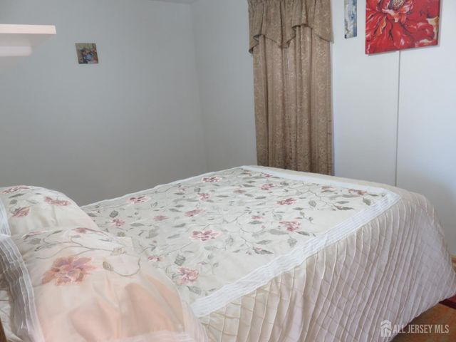652 Cornell Street, Perth Amboy, NJ 08861