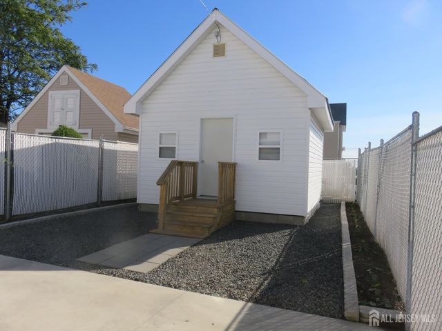 652 Cornell Street, Perth Amboy, NJ 08861