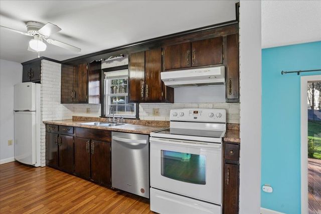 71 River Road, Allenstown, NH 03275