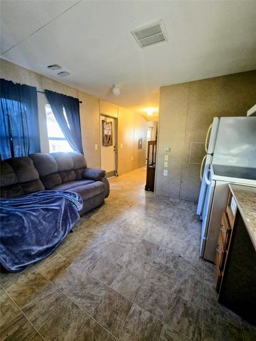 1021 River View Road, Millsap, TX 76066