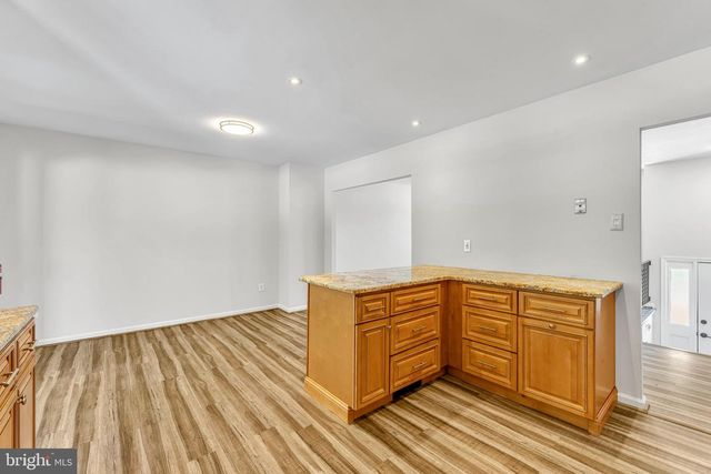 28 SPRING HILL DR, Clementon, NJ 08021