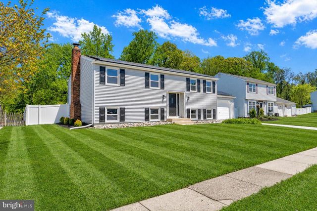 28 SPRING HILL DR, Clementon, NJ 08021