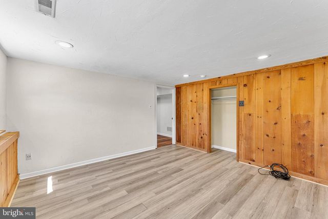 28 SPRING HILL DR, Clementon, NJ 08021