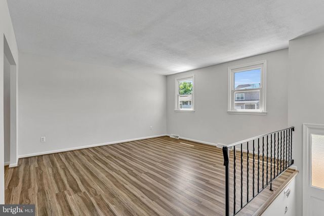 28 SPRING HILL DR, Clementon, NJ 08021