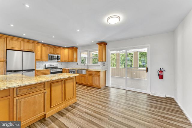 28 SPRING HILL DR, Clementon, NJ 08021