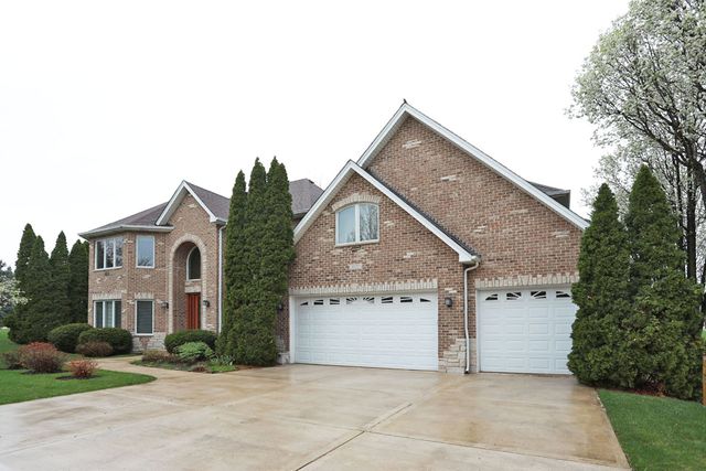 310 Jennifer Lane, Roselle, IL 60172