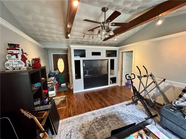 3 Dawley Street, Coventry, RI 02816