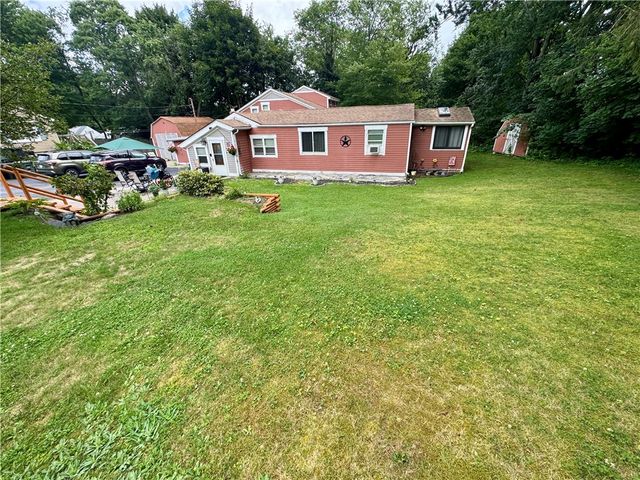 3 Dawley Street, Coventry, RI 02816