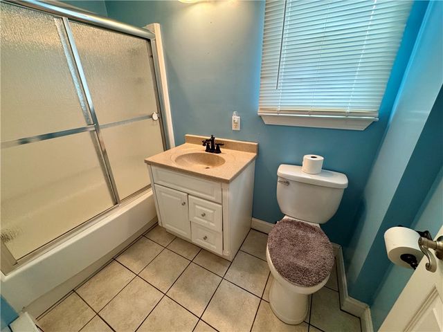 3 Dawley Street, Coventry, RI 02816
