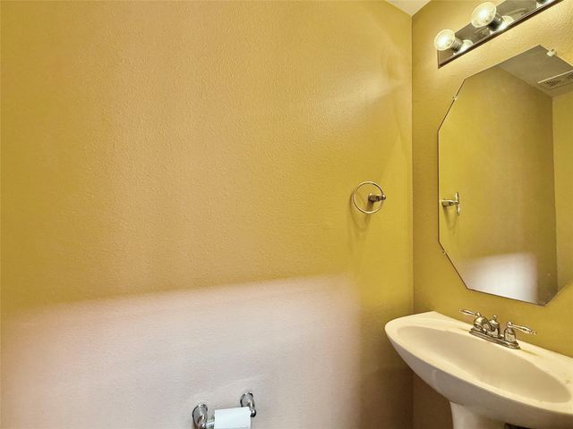 12414 Jasmine Brook Lane, Houston, TX 77089