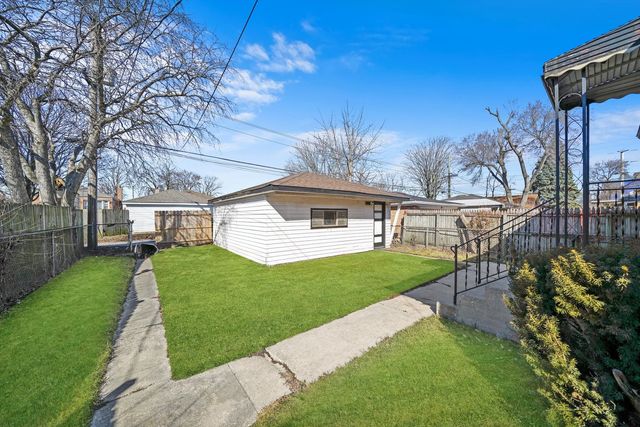 13620 S Atlantic Avenue, Riverdale, IL 60827