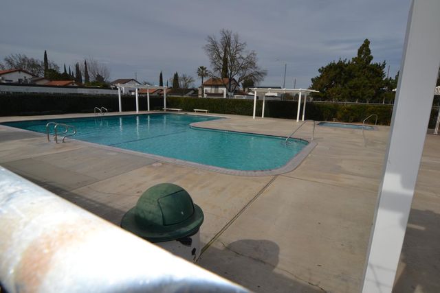 2728 El Pasado Dr, Modesto, CA 95354