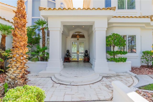 23 Cascade Creek Lane, Las Vegas, NV 89113