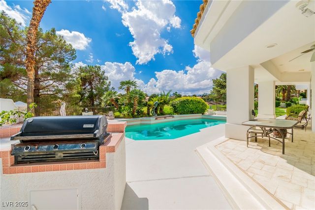 23 Cascade Creek Lane, Las Vegas, NV 89113