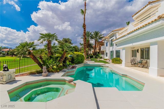 23 Cascade Creek Lane, Las Vegas, NV 89113