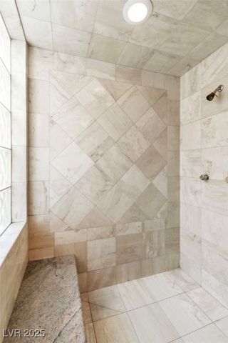 23 Cascade Creek Lane, Las Vegas, NV 89113