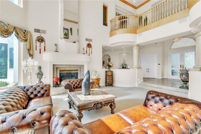 23 Cascade Creek Lane, Las Vegas, NV 89113