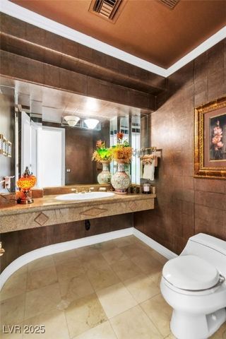 23 Cascade Creek Lane, Las Vegas, NV 89113