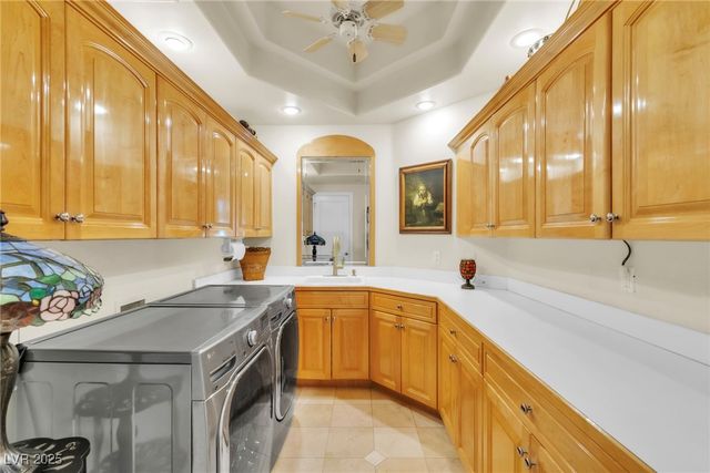 23 Cascade Creek Lane, Las Vegas, NV 89113