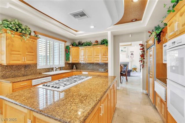 23 Cascade Creek Lane, Las Vegas, NV 89113