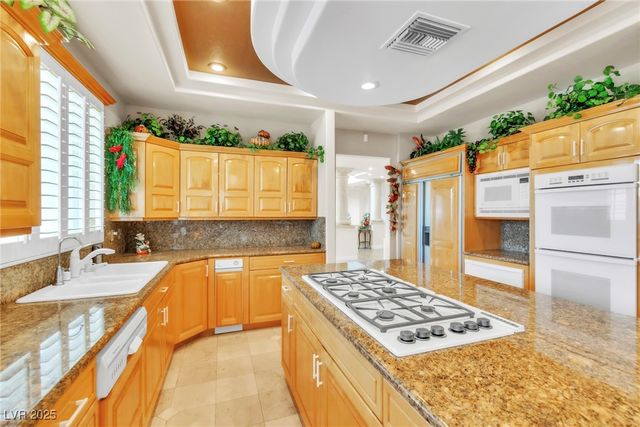 23 Cascade Creek Lane, Las Vegas, NV 89113