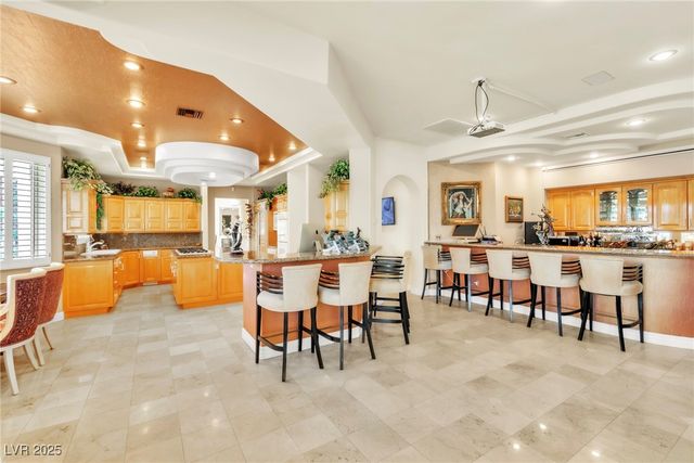 23 Cascade Creek Lane, Las Vegas, NV 89113