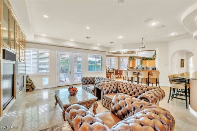 23 Cascade Creek Lane, Las Vegas, NV 89113