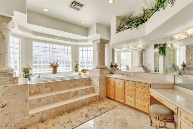 23 Cascade Creek Lane, Las Vegas, NV 89113