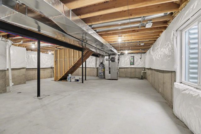 7200 Chandler Drive, Van Buren Twp, MI 48111