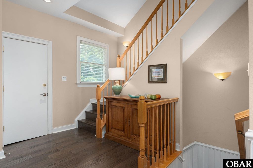 Image 16 of property listing at 129A Jay Crest Road, Duck, NC 27949