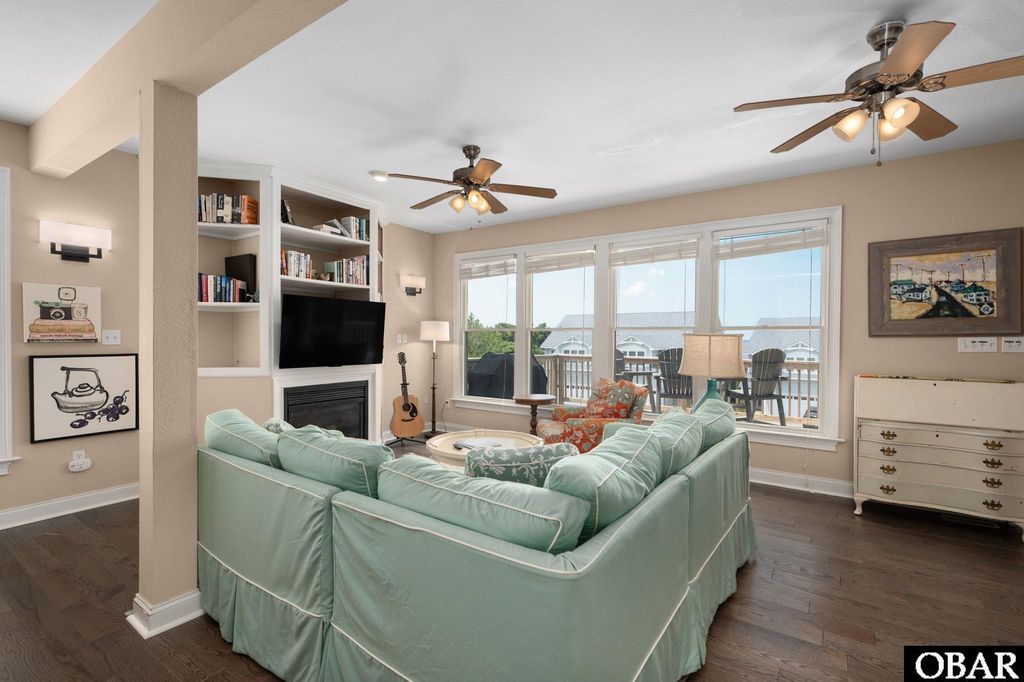 Image 30 of property listing at 129A Jay Crest Road, Duck, NC 27949