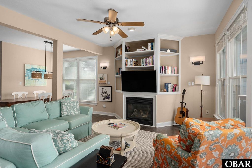 Image 38 of property listing at 129A Jay Crest Road, Duck, NC 27949