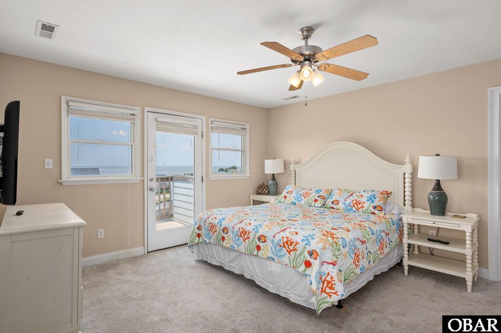Image 46 of property listing at 129A Jay Crest Road, Duck, NC 27949