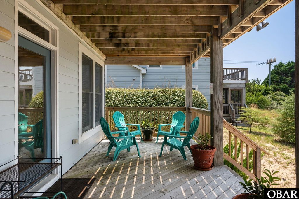Image 10 of property listing at 129A Jay Crest Road, Duck, NC 27949