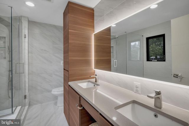6170 HOWELLS RD, Alexandria, VA 22310