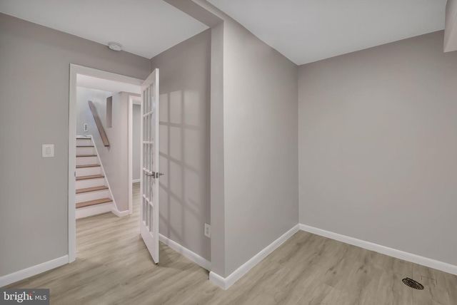 6170 HOWELLS RD, Alexandria, VA 22310