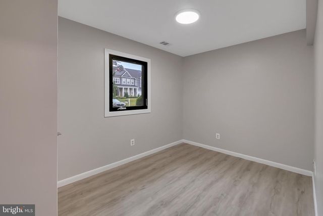 6170 HOWELLS RD, Alexandria, VA 22310