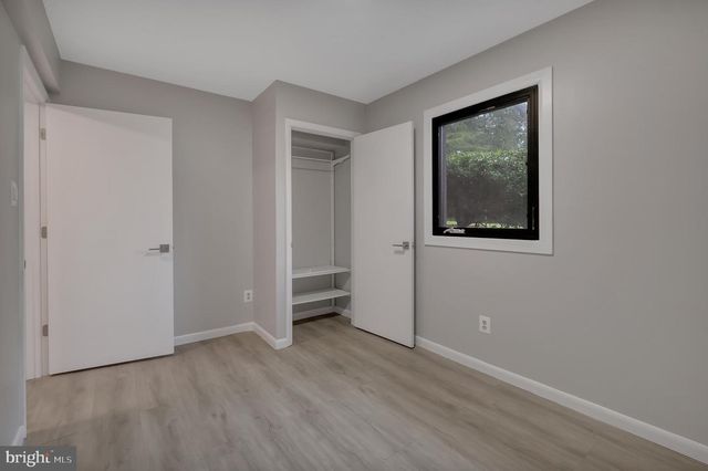 6170 HOWELLS RD, Alexandria, VA 22310