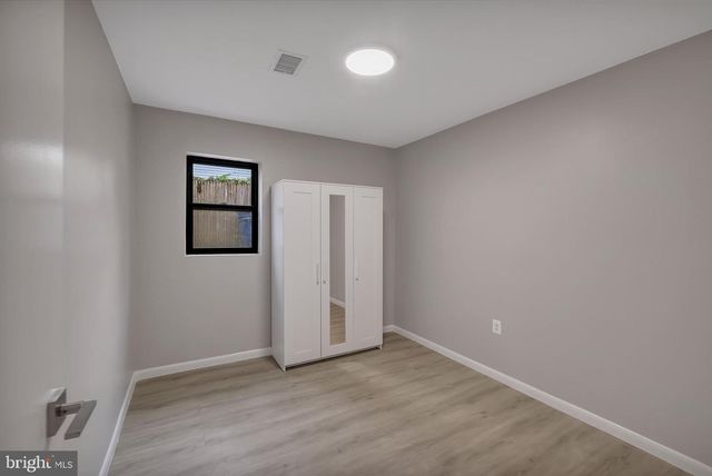 6170 HOWELLS RD, Alexandria, VA 22310