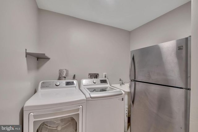 6170 HOWELLS RD, Alexandria, VA 22310