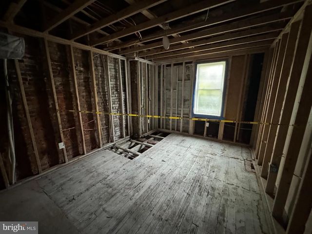 2131 S ALDEN ST, Philadelphia, PA 19143