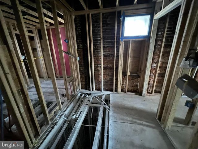 2131 S ALDEN ST, Philadelphia, PA 19143