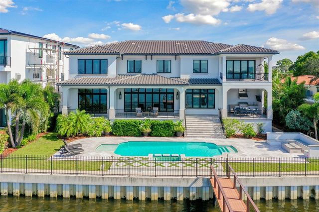 5120 W LONGFELLOW AVENUE, Tampa, FL 33629
