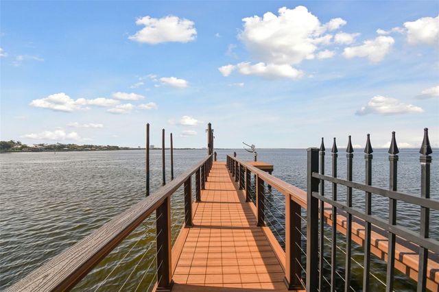 5120 W LONGFELLOW AVENUE, Tampa, FL 33629