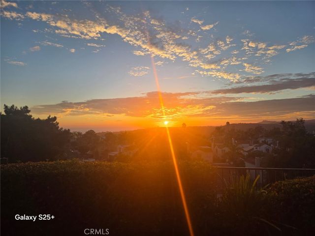 1056 Calle Del Cerro, San Clemente, CA 92672