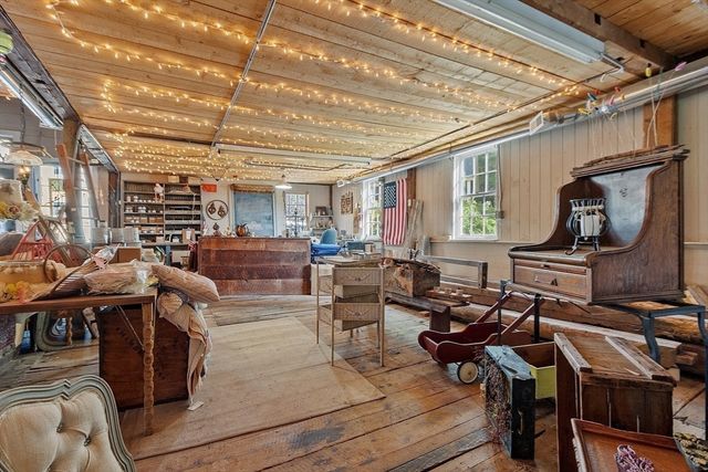 79 Central St, Berlin, MA 01503