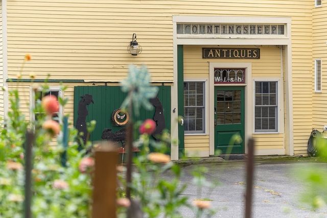 79 Central St, Berlin, MA 01503