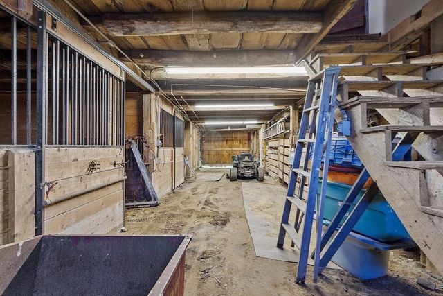 79 Central St, Berlin, MA 01503