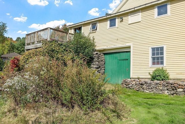 79 Central St, Berlin, MA 01503